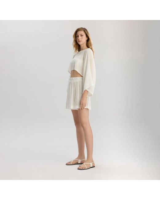 Lilamie White Carmen Top