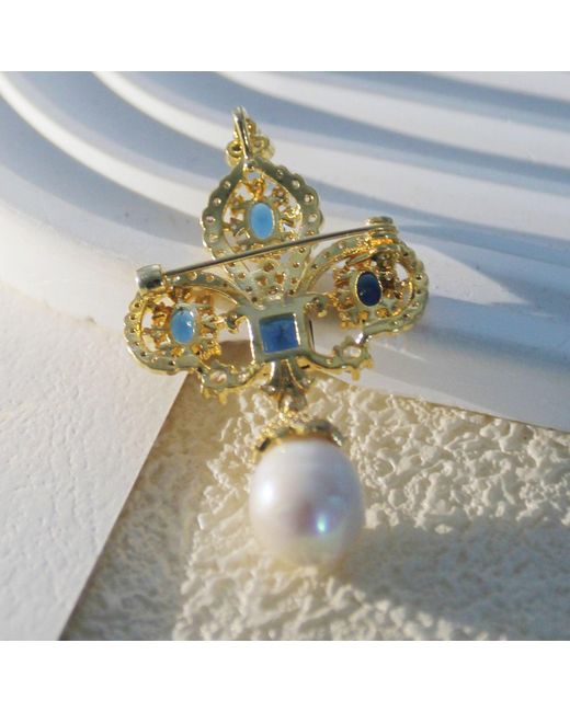 Ninemoo Metallic Royal Iris Natural Pearl Brooch & Pendant