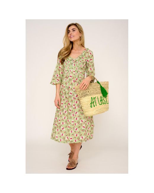 At Last Green Cotton Karen 3/4 Sleeve Day Dress In Pistachio With Pink Busy Bees