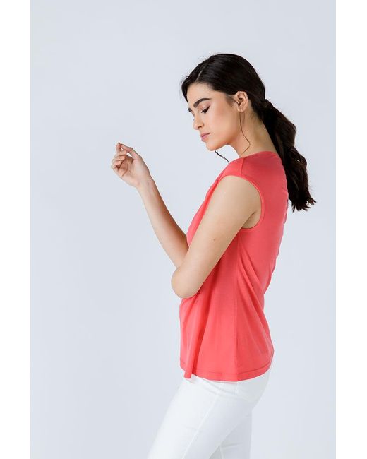 Conquista Pink Coral Asymmetric Top