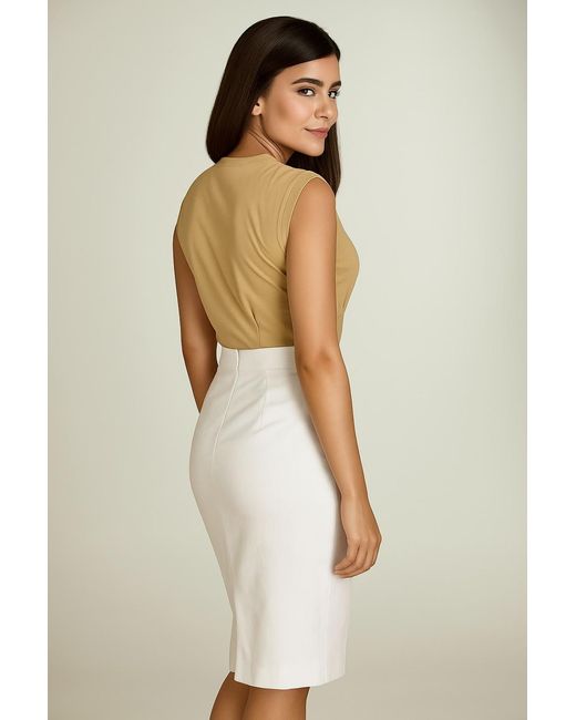 Conquista Yellow Bisuit Sleeveless V-Neck Jersey Top – Stretch Cotton-Blend Fabric