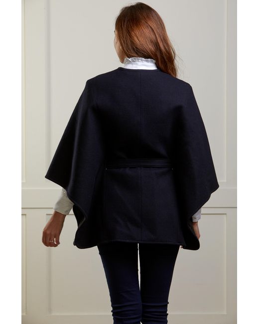 Guinea London Blue Cape