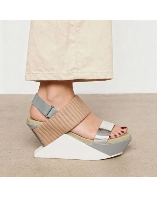 United Nude Gray Neutrals Delta Wedge Puffier