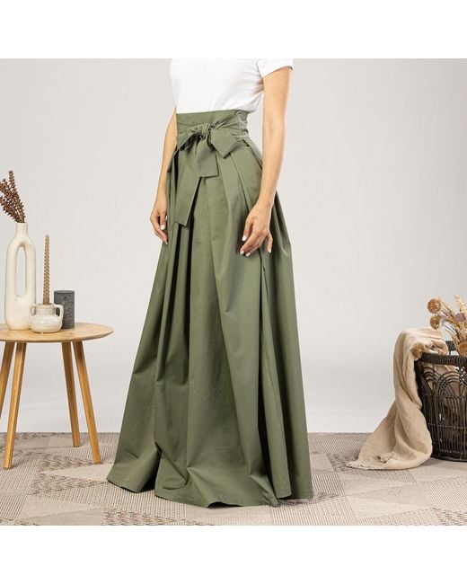 Nikka Place Green Formal Pleated Long Skirt