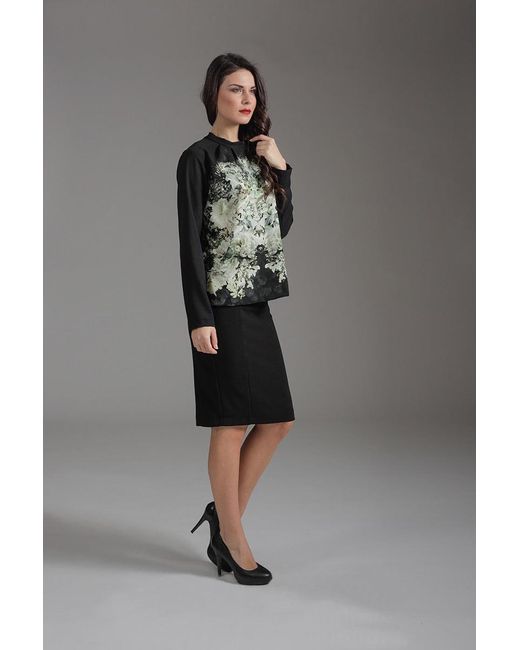 Conquista Black Relaxed Long Sleeve Woven Top With Pleat Detail & Button Fastening