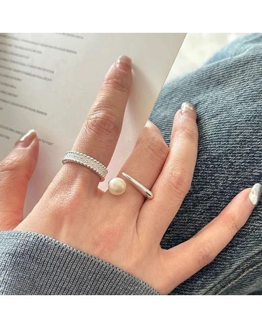 Angel Barocco White Adjustable Cross-Design Freshwater Pearl Ring