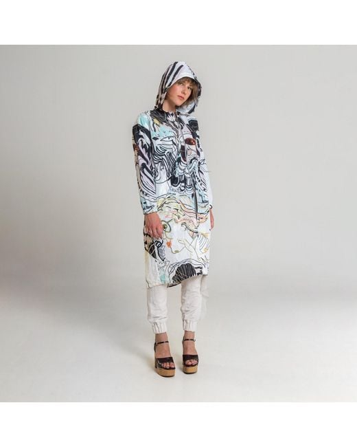 ARTISTA White Bath Printed Jacket