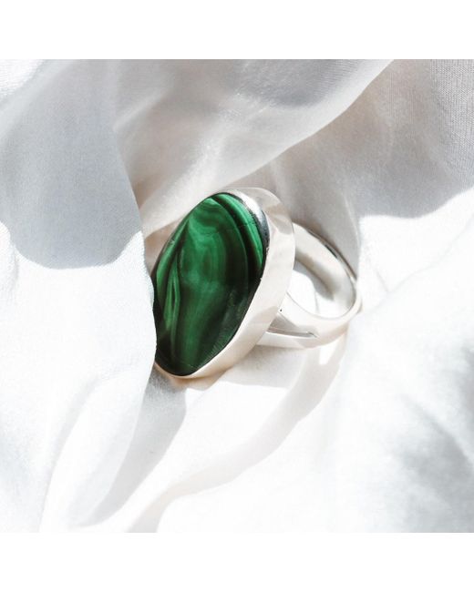 FV Jewellery Green La Stèle Malachite Ring