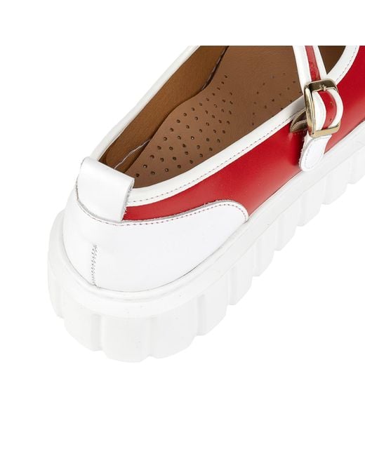 Embassy London USA Red Sophie