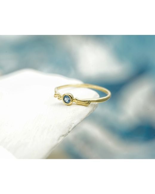 Isla Silver Metallic Sapphire Dainty Ring