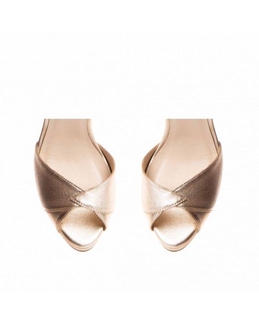 The 5Th Element Metallic Flowers Light Platform Sandals
