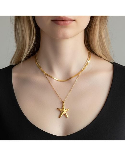 Maison De Gala Metallic Starfish Pendant Necklace