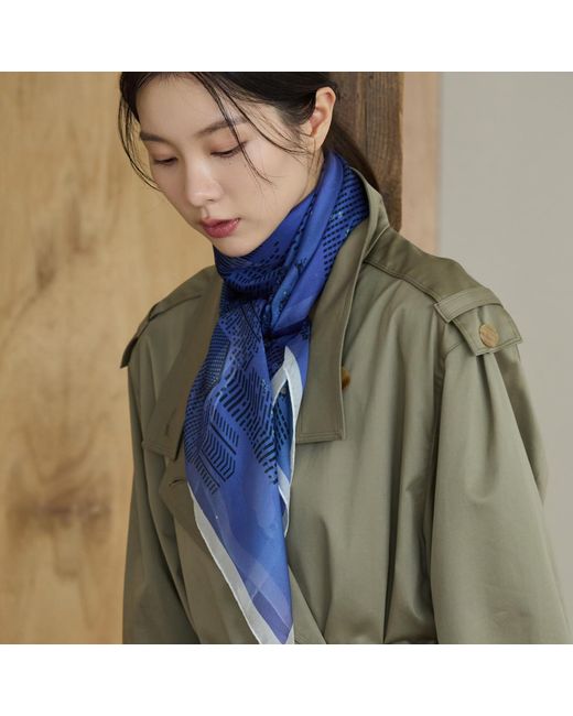 Ana Maison Blue Kitty