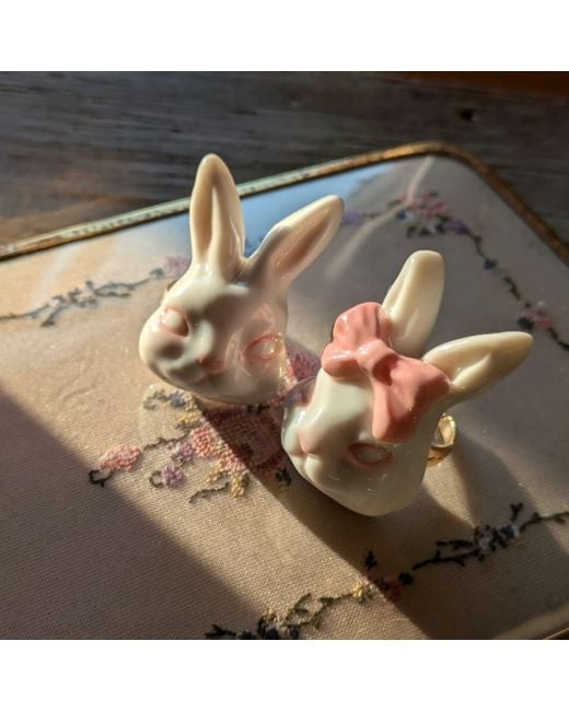 H2 Studio Grumpy Bunny Pinky Bow Tie 14K Plated Brass Ring