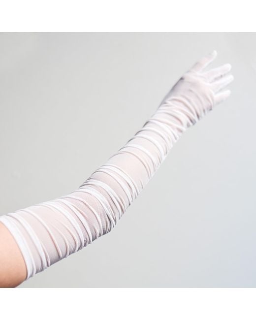 Ioana Ciolacu White Dove Gloves