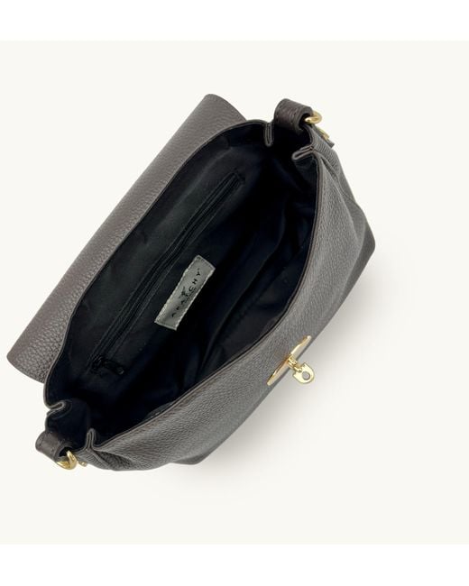 maddie マディ　チャコール The Maddie Midi Chocolate Leather Bag – Fenwick