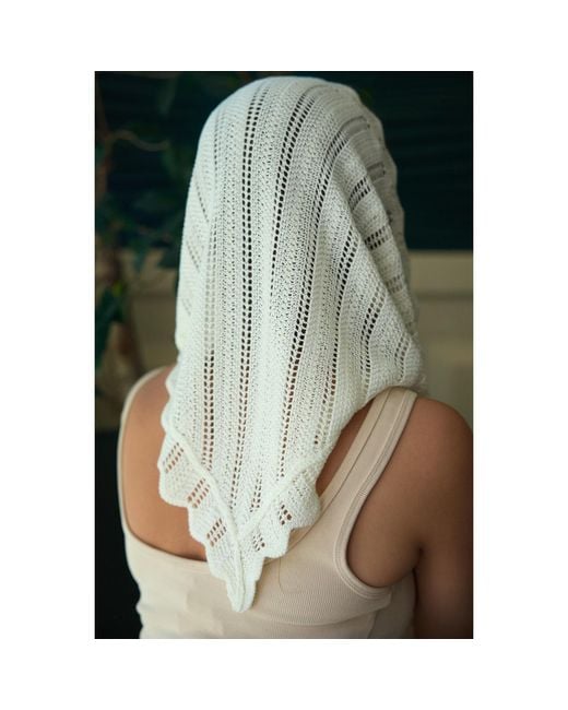 Saachi Natural Knitted Triangle Bandana