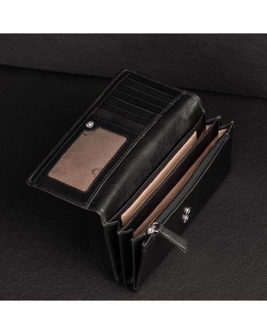 Time Resistance Black Leather Continental Wallet