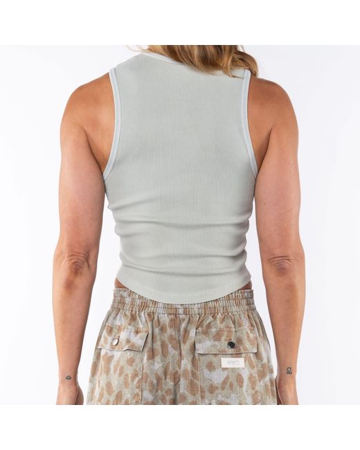 Ariko White Sandstone Scallop Tank