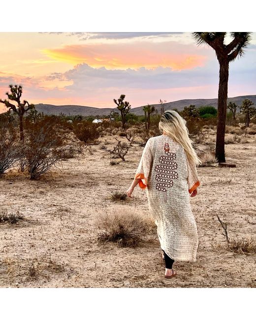 Henelle Natural Rose Death Valley Kimono