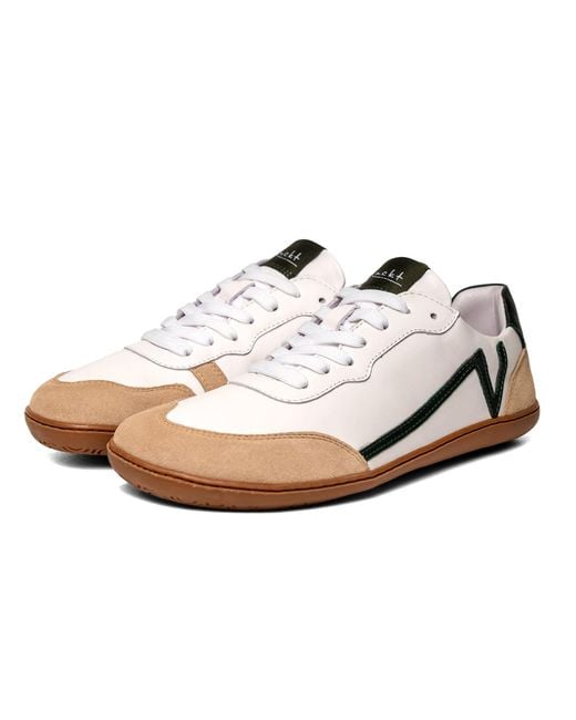 Nackt White Manon for men