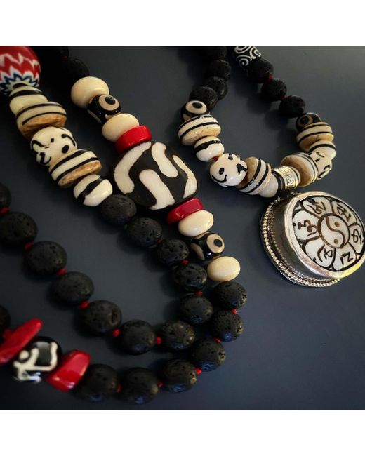 Ebru Jewelry Metallic Yin Yang Balance Symbol Pendant Black Beaded Necklace