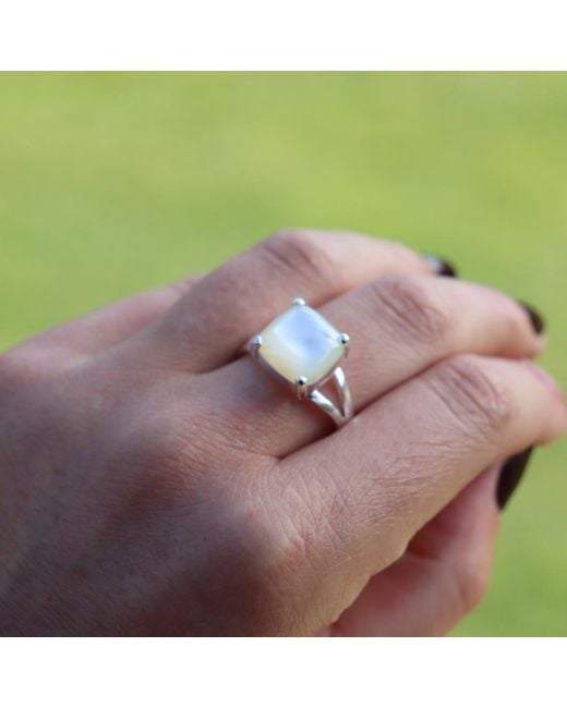 FV Jewellery Metallic La Stèle Mother Of Pearl Square Ring