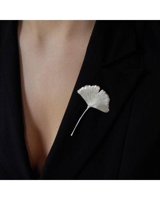 Agora Jewellery Gray Ginkgo Biloba Leaf Sterling Brooch