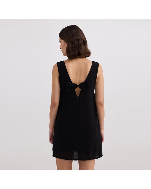 REISTOR Black Midnight Muse V-Neck Short Crepe Crepe Dress