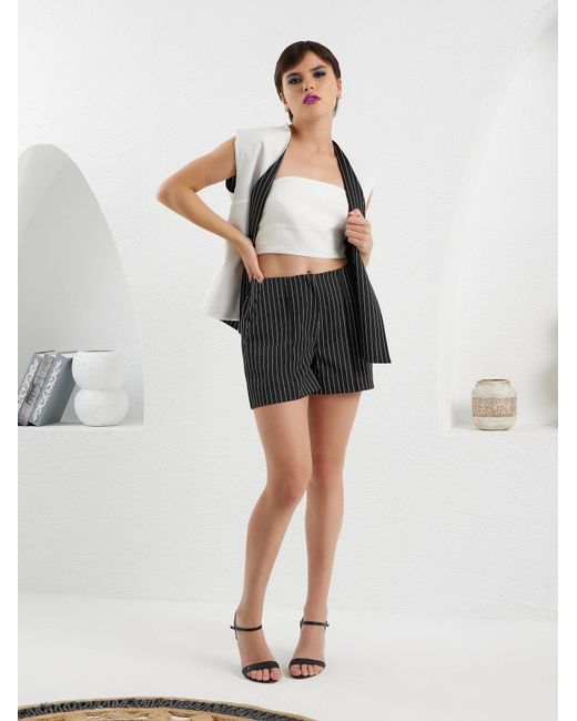 Lumina Eligma Black The Yacht Vest