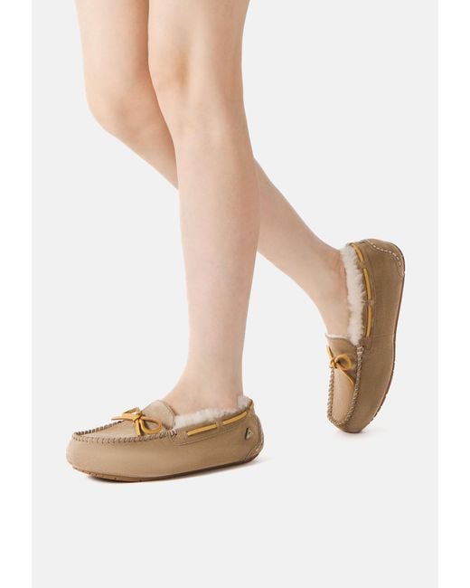EverAu Australia Natural Crested Leather Loafers