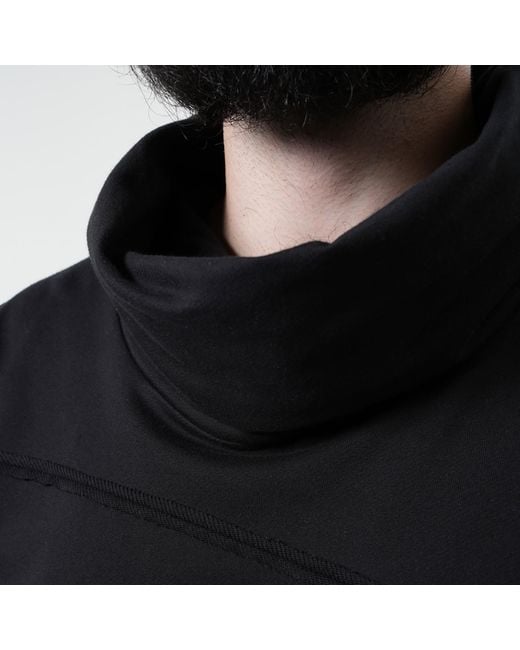 Metamorph Blue Cotton Turtleneck Top for men