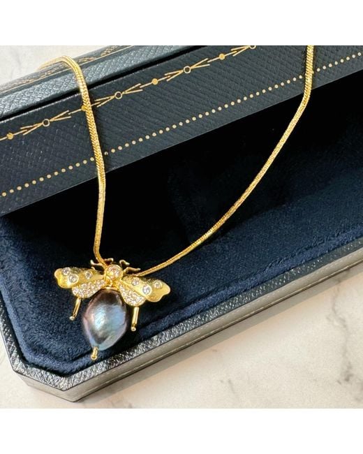 Ninemoo Blue Pearl Honeybee Pendant And Brooch