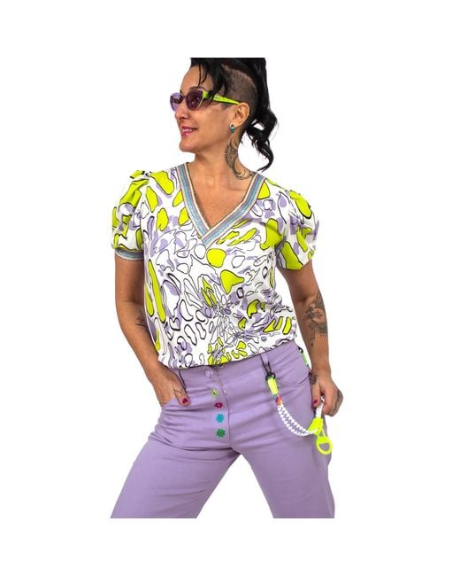Lalipop Design Blue Puff Sleeves V-neck Blouse With Abstract Printed Front