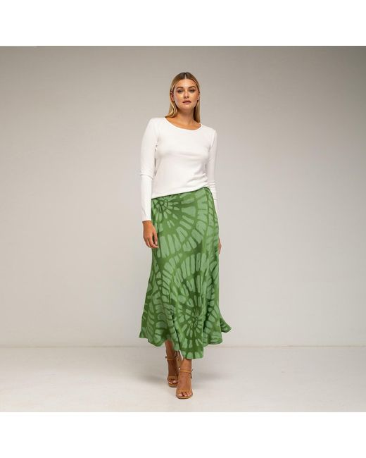 Tantra Spain Sl Green Midi Skirt With Silk, Geometric Print, Flare, And Elastic Waistband