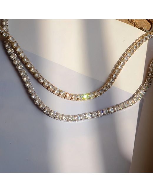 Diamonbliss Metallic Marilyn Monroe Dainty Tennis Bracelet