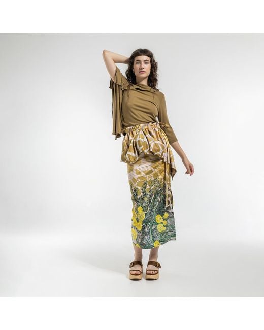 ARTISTA Natural Goldie Asymmetric Top