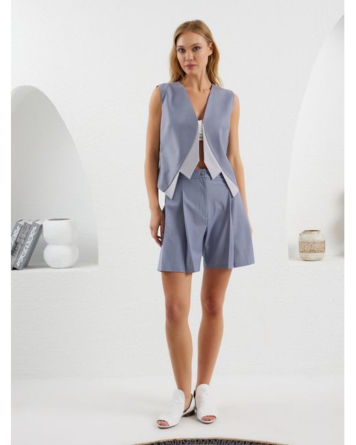Lumina Eligma Blue Collar-Elle Vest