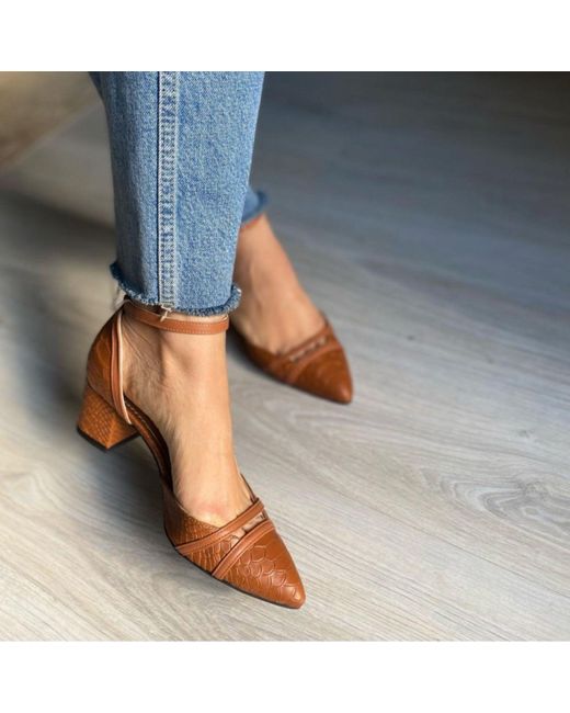 The 5Th Element Brown Adele Pumps