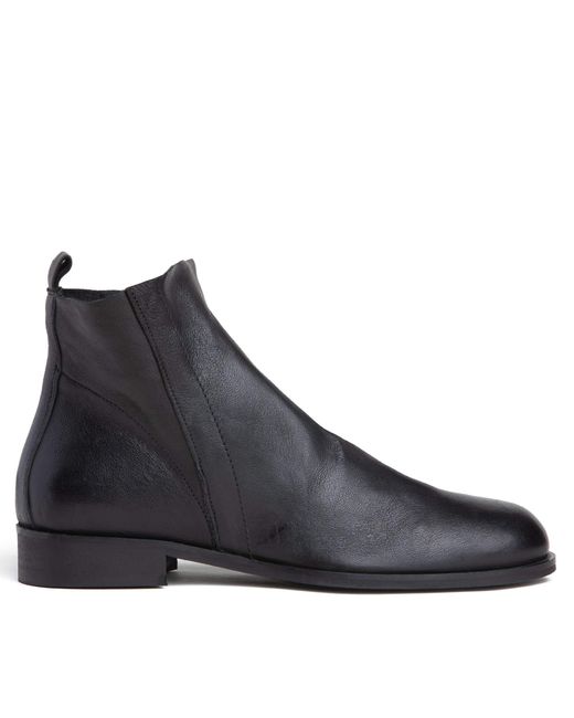 Beautiisoles by Robyn Shreiber Made in Italy Black Renata Leather Chelsea Flat Ankle Bootie