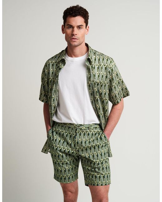 Gresham Blake Green Graphic Gb Shorts for men