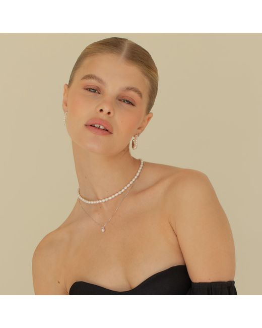 Arctic Fox & Co. Metallic Single Pearl Chain Necklace