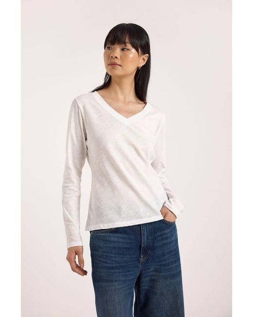 Brodie Cashmere White Long Sleeve V Neck