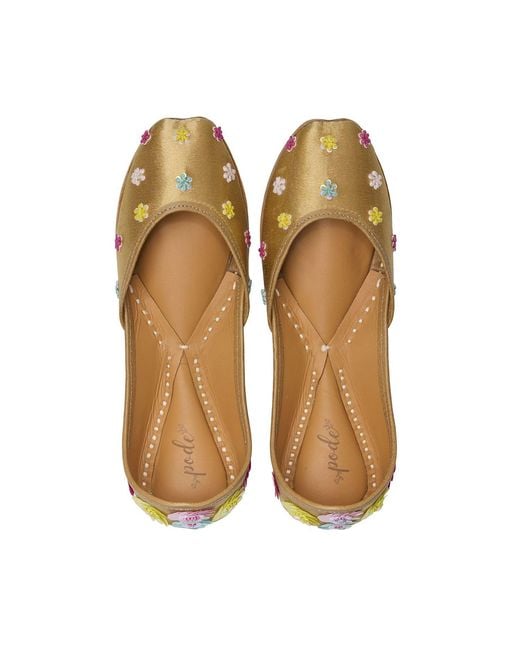 Pode Brown Aura Handmade Floral Summer Flats