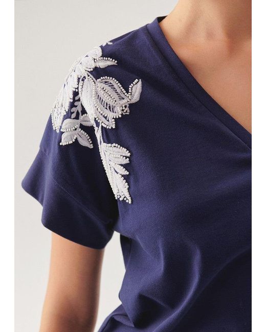 Exquise Blue Regular Sleek Embellished Haven T-Shirt