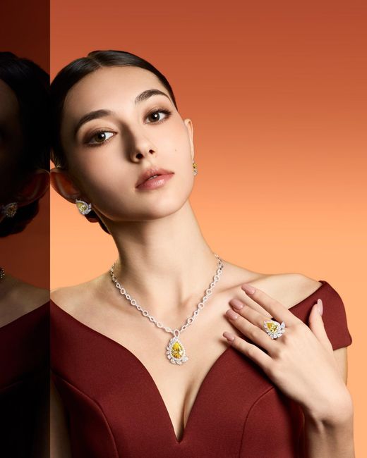 Arte Madrid Metallic Casa Real Imperial Statement Earrings