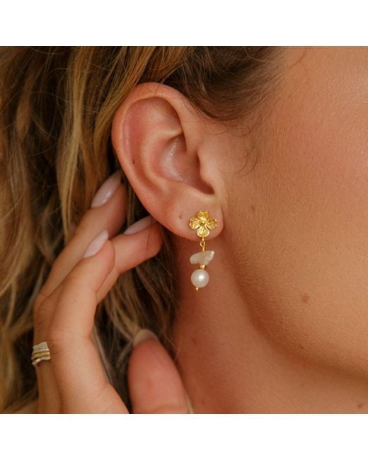 Isla Silver Metallic Pearl & Flower Dangle Earrings