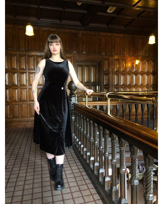 Frock Tales Black Peony Sleeveless Midi Dress