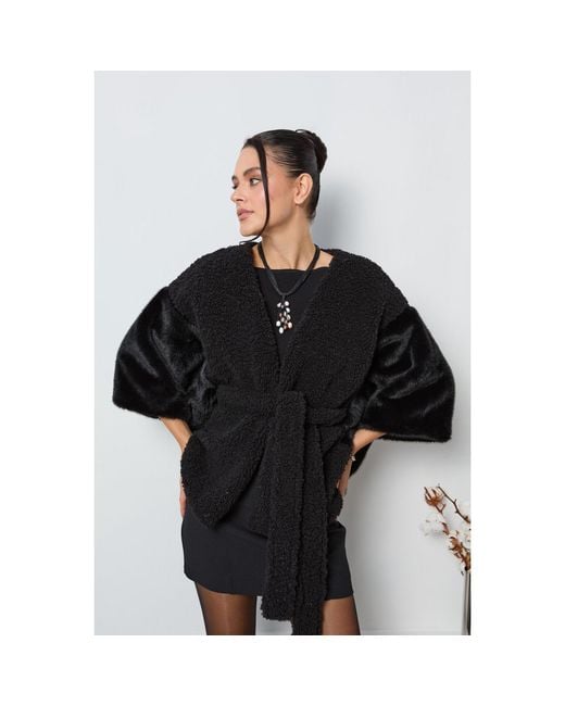 Saachi Black Fur Tie Front Short Kimono