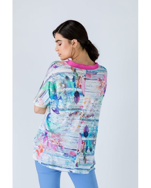 Conquista Blue Print V Neck Top